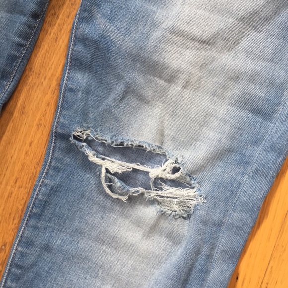 Ripped Skinny Jeans - Picture 3 of 8